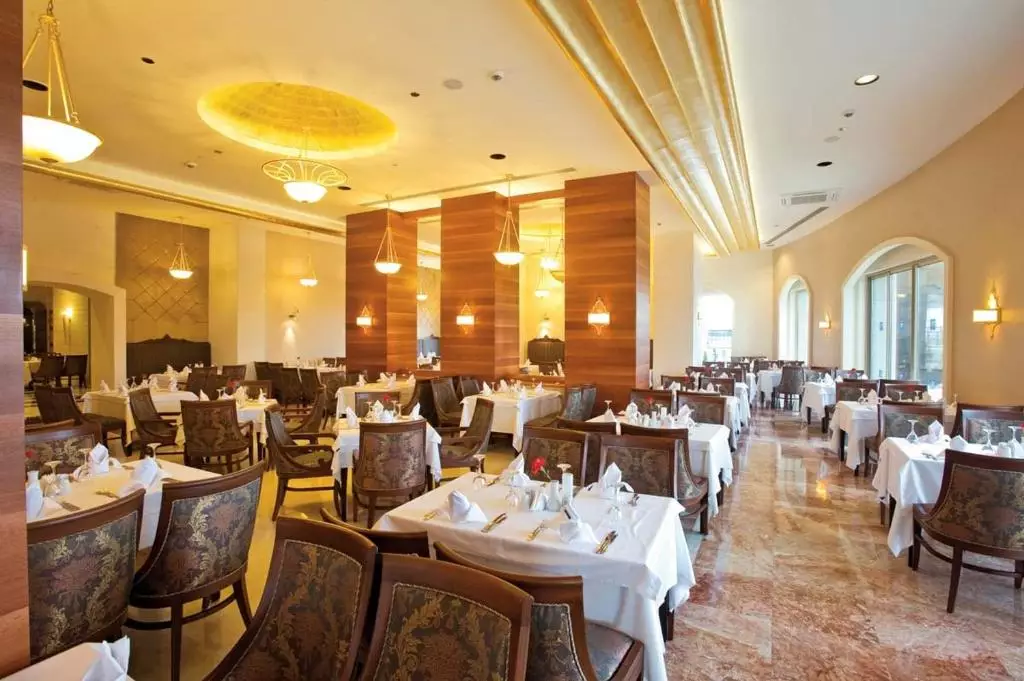 رستوران Melas Lara Hotel Antalya